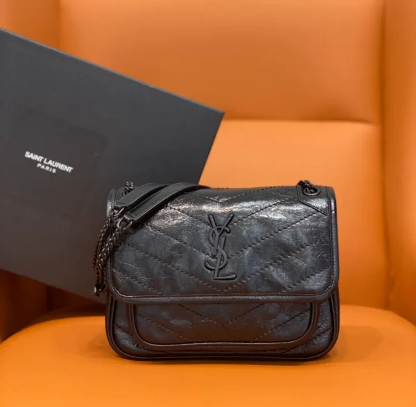 Saint Laurent Paris Niki Leather Chain Shoulder Bag Black - Image 4