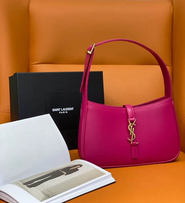 Saint Laurent Pre-Owned 5 à 7 Shoulder Bag - Image 3
