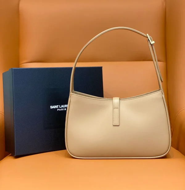 Saint Laurent Pre-Owned bag - Image 5