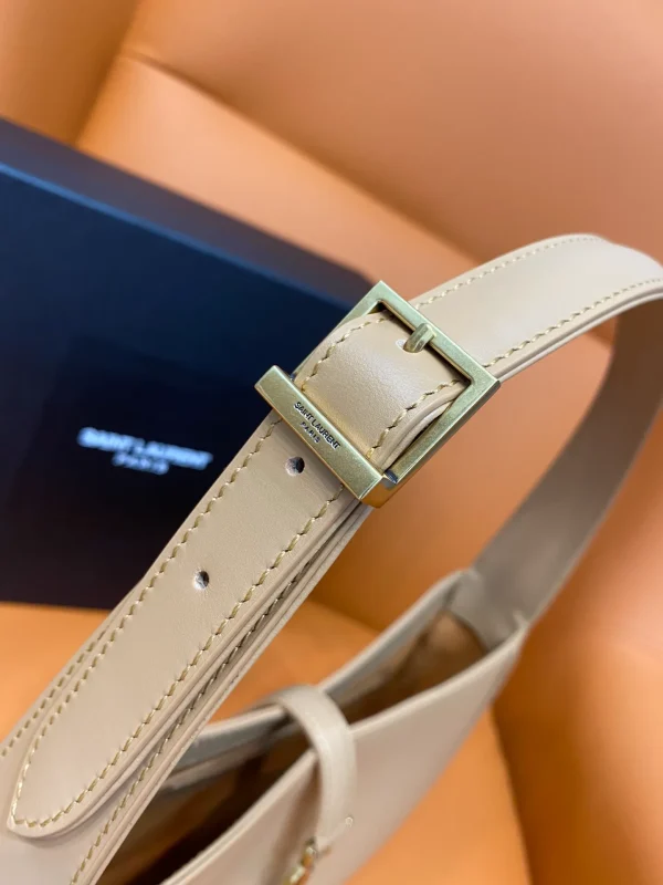 Saint Laurent Pre-Owned bag - Image 9