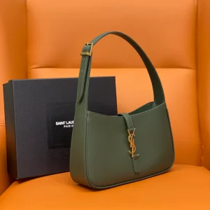 Yves Saint Laurent Le7 A5 Leather Shoulder Bag in Black