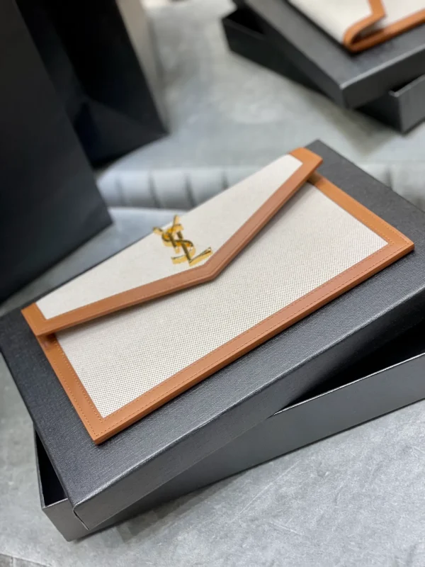 Yves Saint Laurent Saint Laurent Beige/Tan Medium Uptown Pouch Leather - Image 3