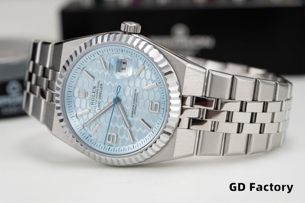 Rolex Land-Dweller - Image 3