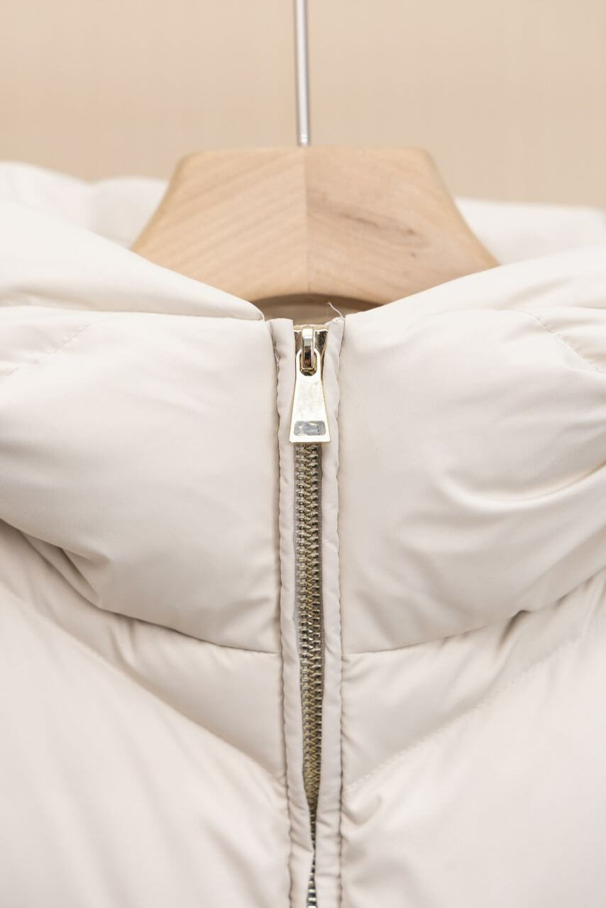 Moncler Women's Brosse Belted Puffer Jacket - Image 4